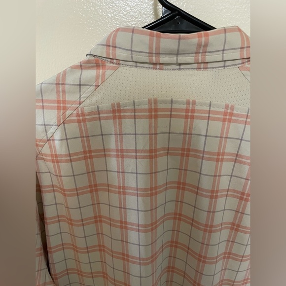 ✨Men’s Under Armour Button Up Size XL - Picture 8 of 9